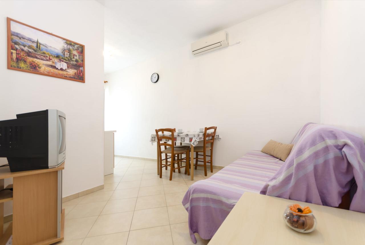 Apartments Anastazija Водице Екстер'єр фото